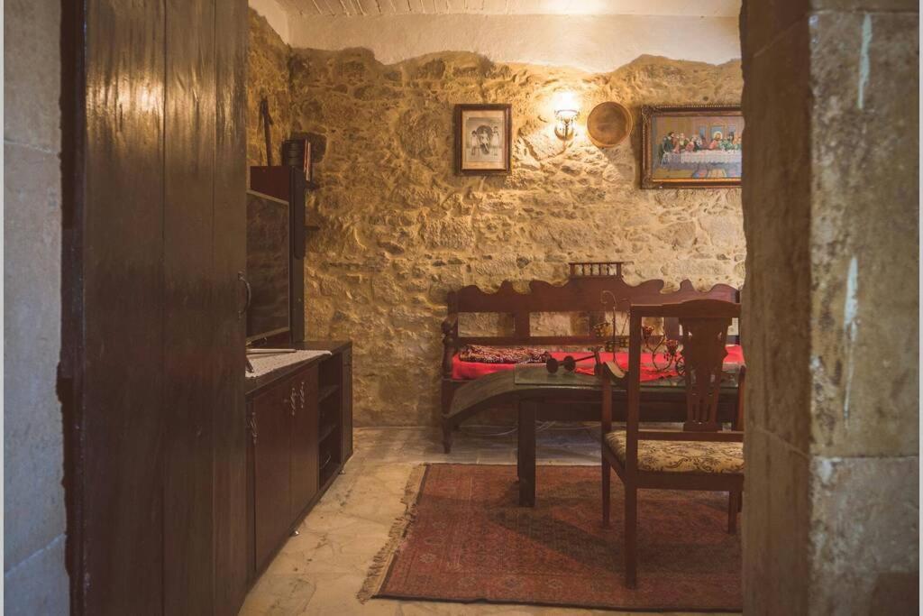 The Royal Stonehouse : Sophia Villa Vasiliki  Ngoại thất bức ảnh